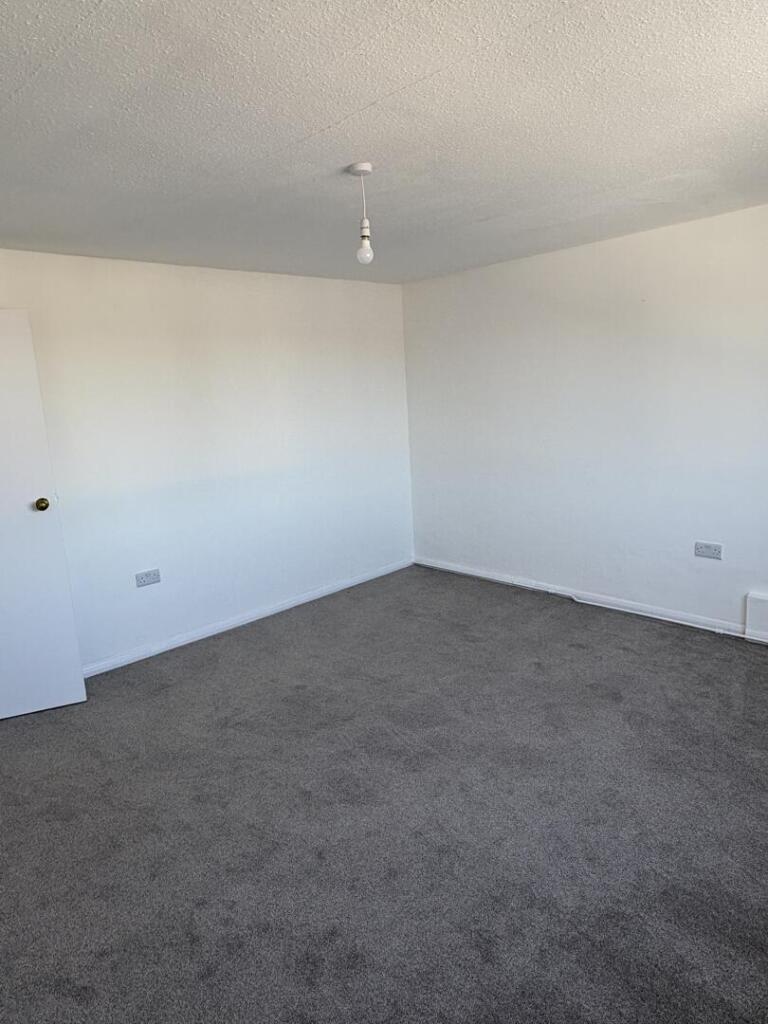 Apartment in Rochester - View 4