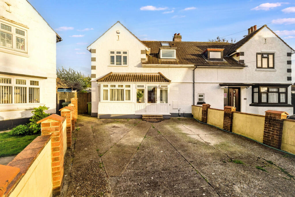 Main image of property: Trustons Gardens, Hornchurch, RM11