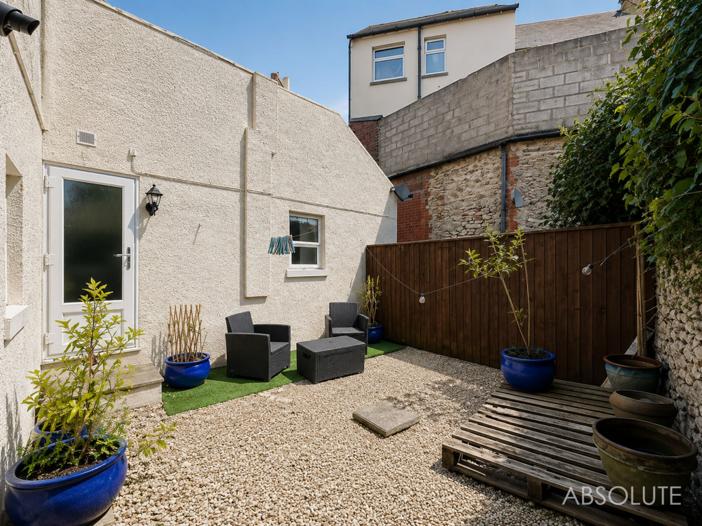 Apartment in Torquay, Torbay - View 4