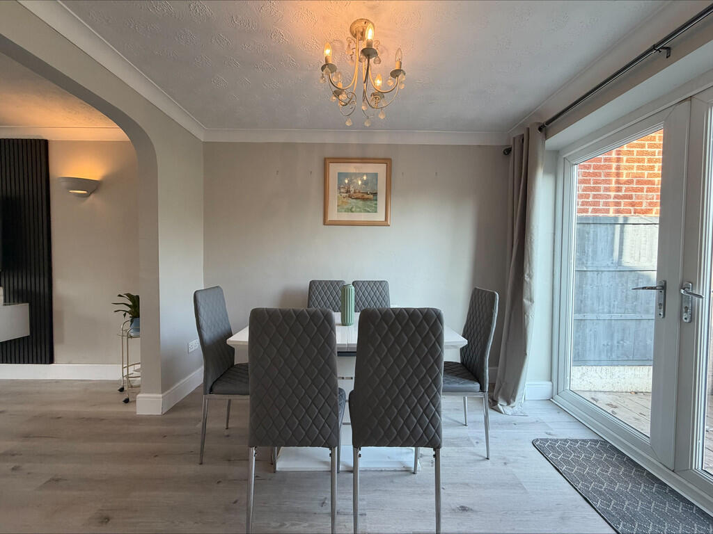Rosebank Close, Winsford photo 4