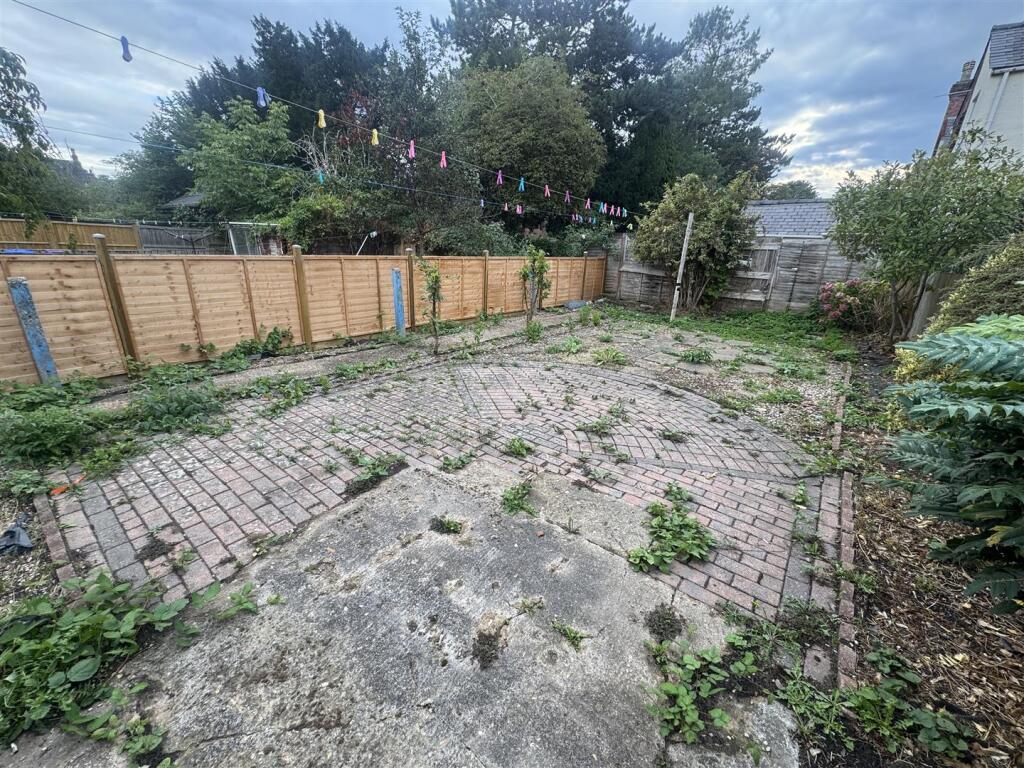 House in Peterborough - View 5