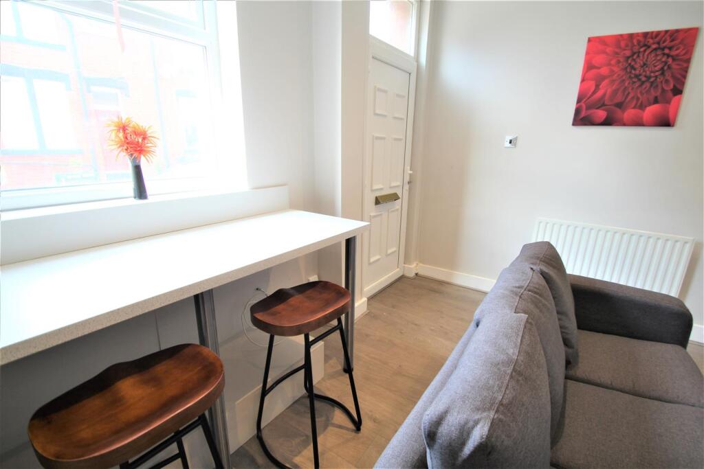 House in Leeds - View 2