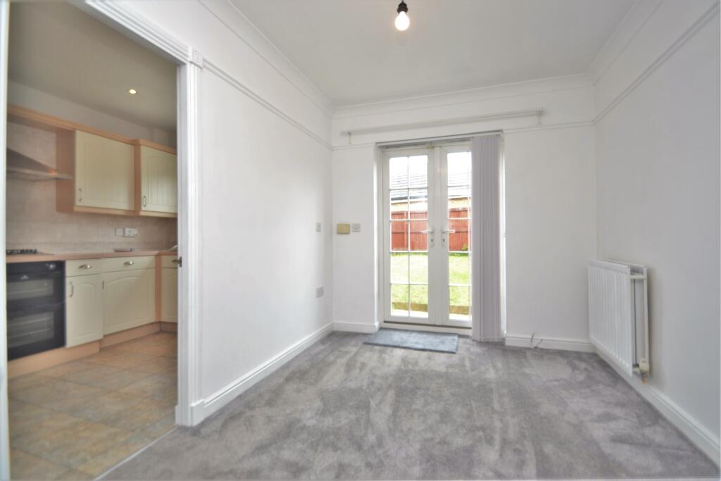 House in Leeds, West Yorkshire - View 3