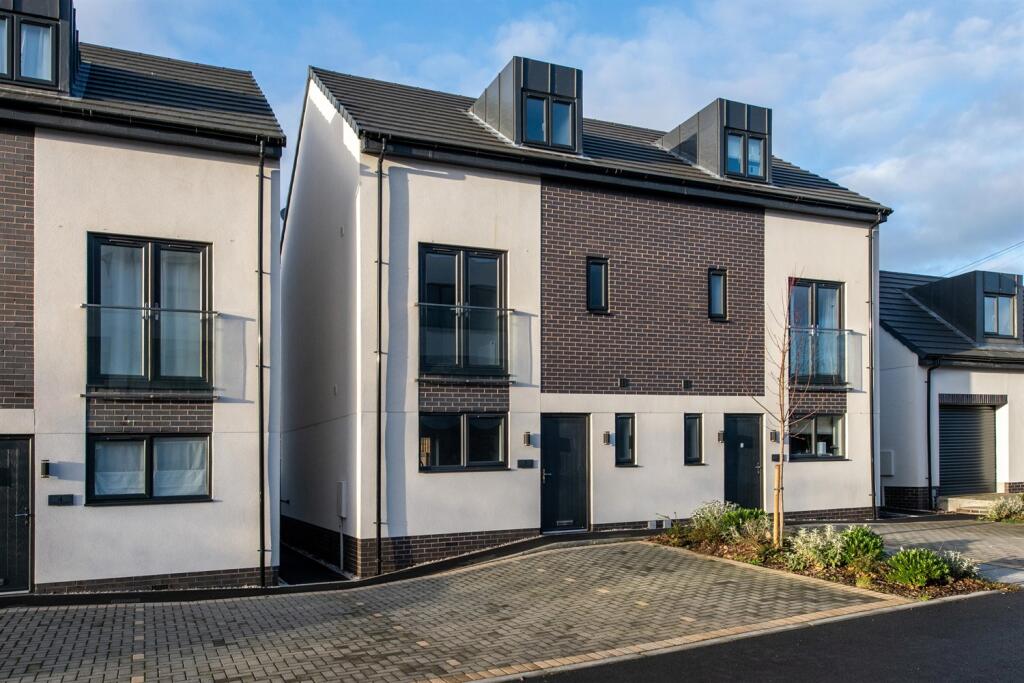 Main image of property: Tulip Street, NG9