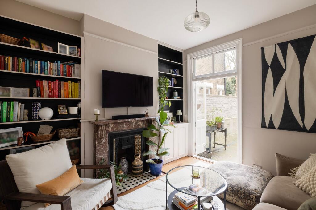 Main image of property: Ivydale Road, Nunhead, SE15