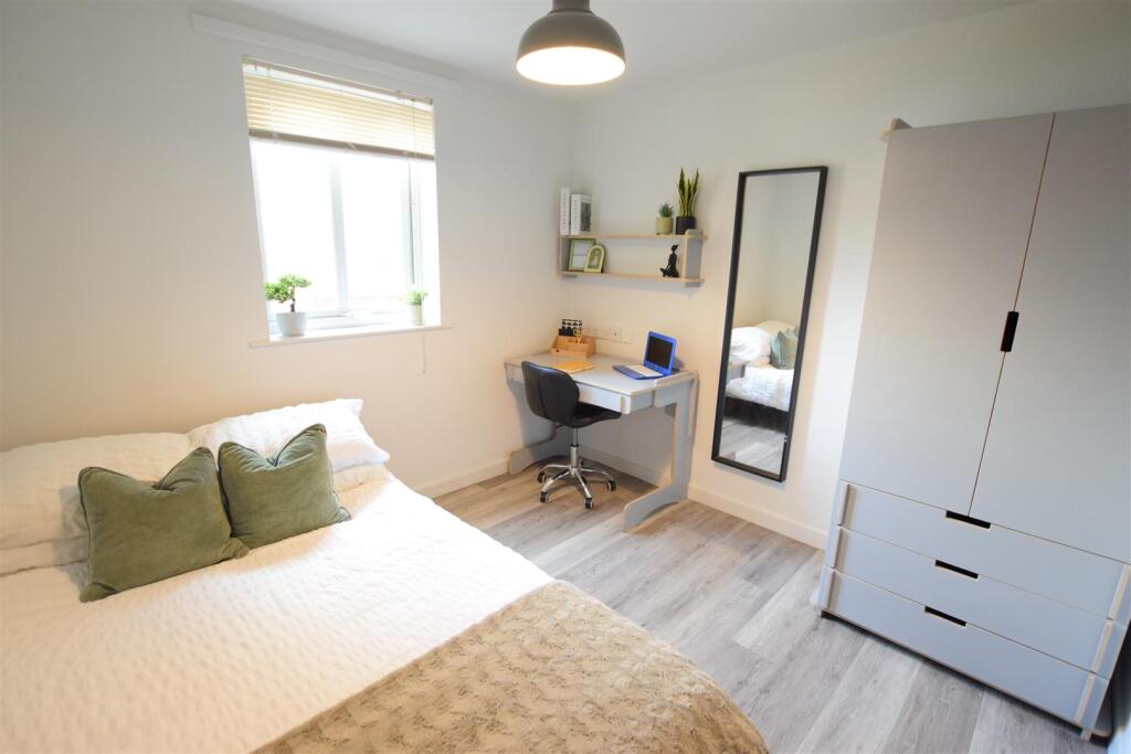 Apartment in Lincoln - View 5