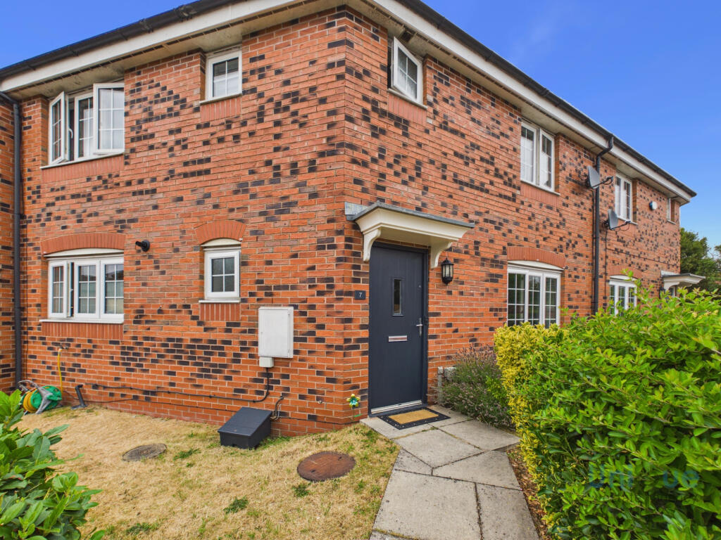 3-bed terraced on Derby Road,  Wesham, PR4, £188,950