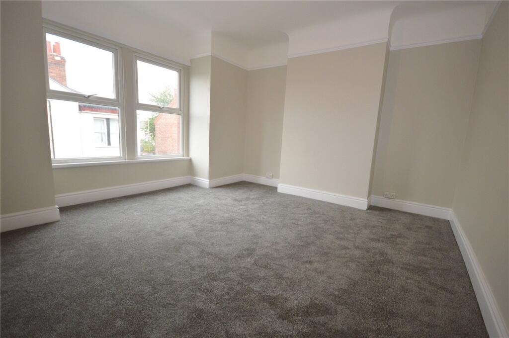 Apartment in Chester - More