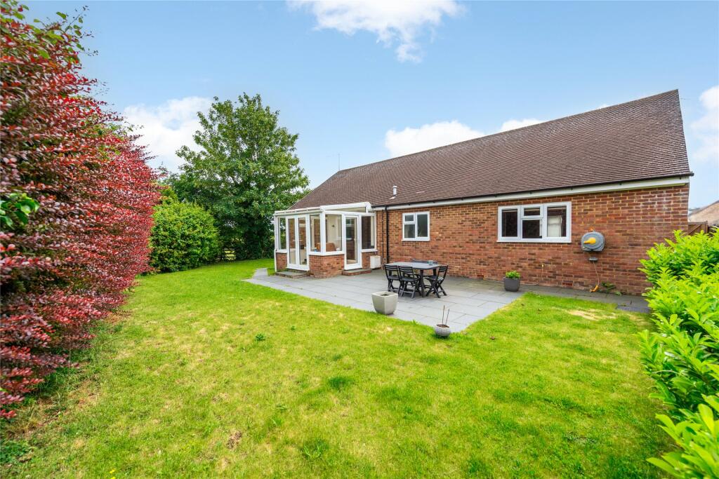 Wolverton Road, Castlethorpe, Milton Keynes, Buckinghamshire, MK19 - View 4