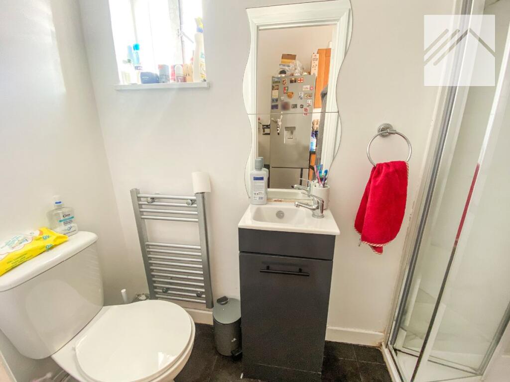 Apartment in Southend-on-Sea, Westcliff-on-Sea - More