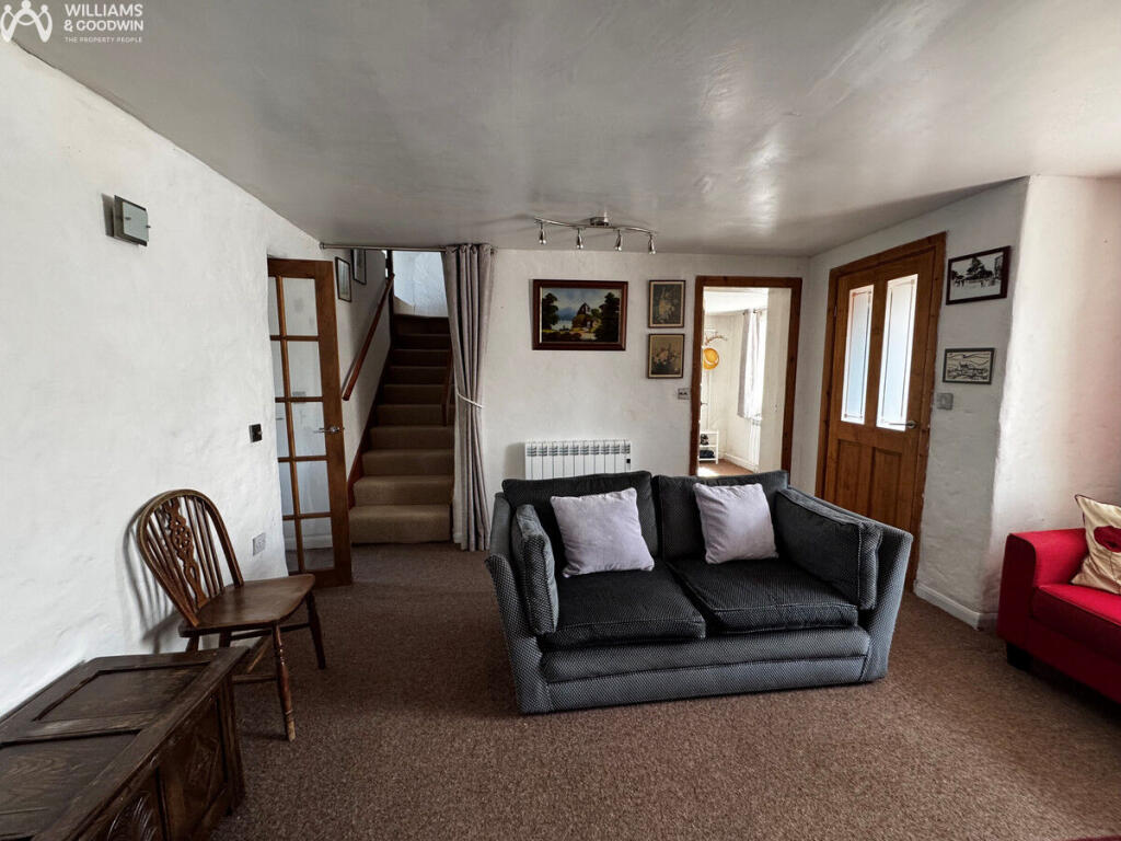 6 Iorwerth Terrace, Bodorgan, Anglesey, LL62 photo 4