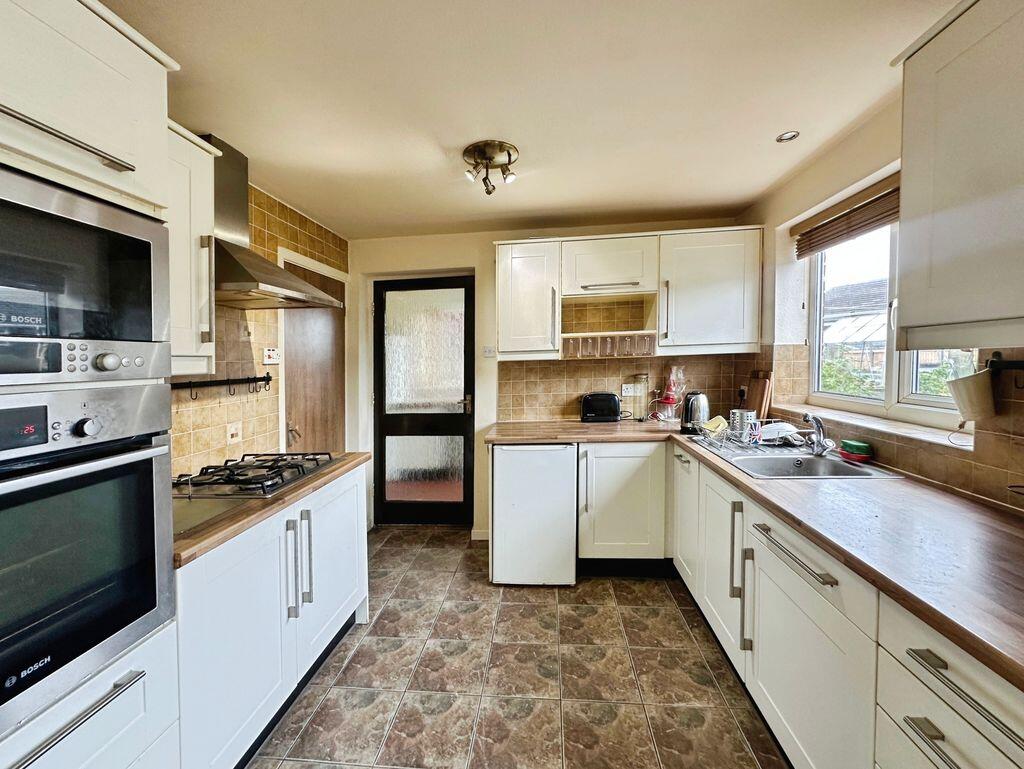House in Oldham, Stock Brook, Chadderton - View 5