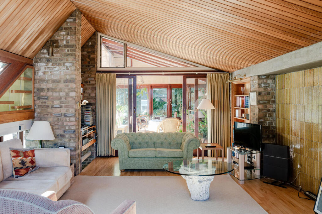 Main image of property: Park Vista, London