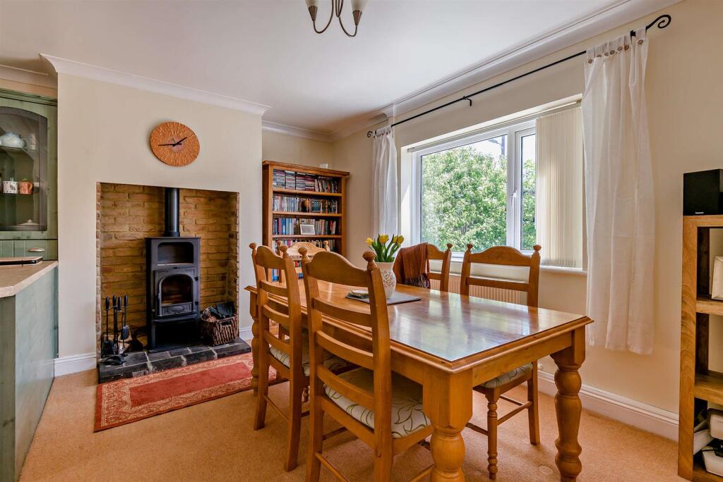 House in Cotswold, Siddington - View 3