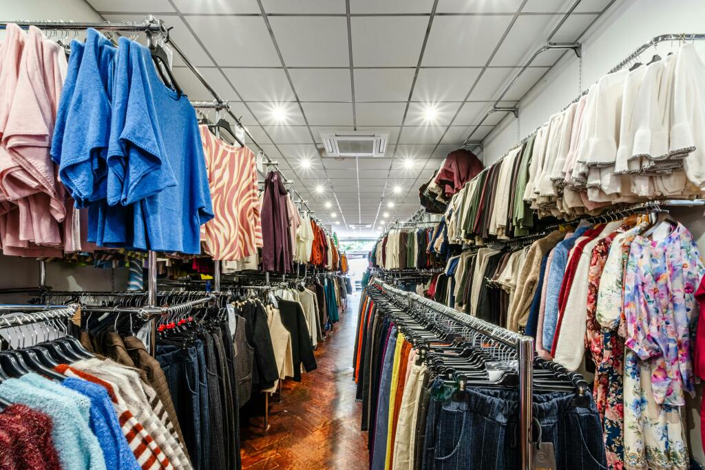 Commercial Rd 185 - Low Res 13.jpg