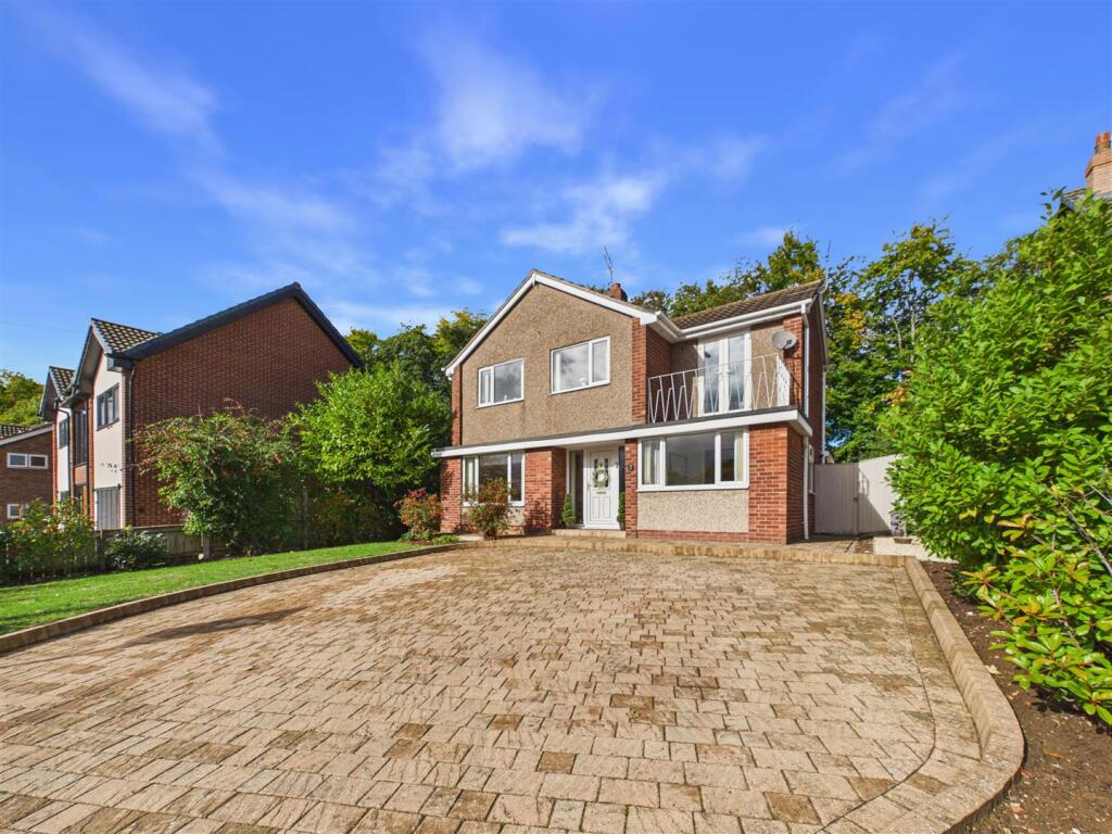 Main image of property: West Parklands Drive, North Ferriby
