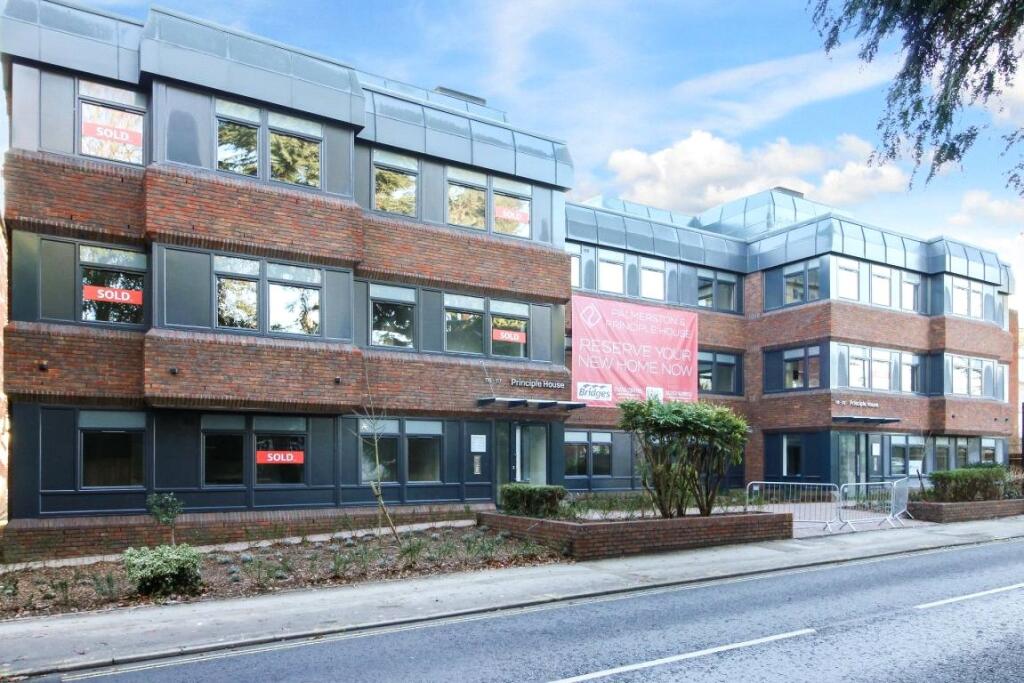 Main image of property: Fleet Road, Fleet, Hampshire, GU51