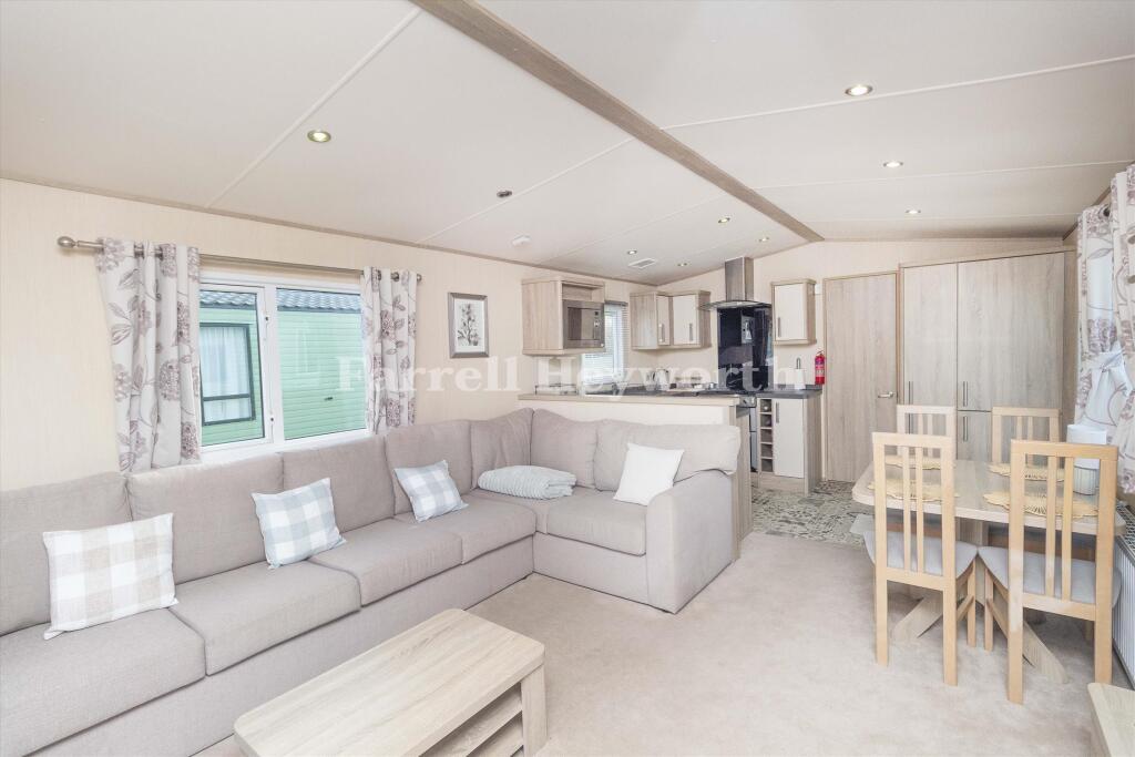 Ocean Edge Moneyclose Lane, Heysham, Morecambe photo 4