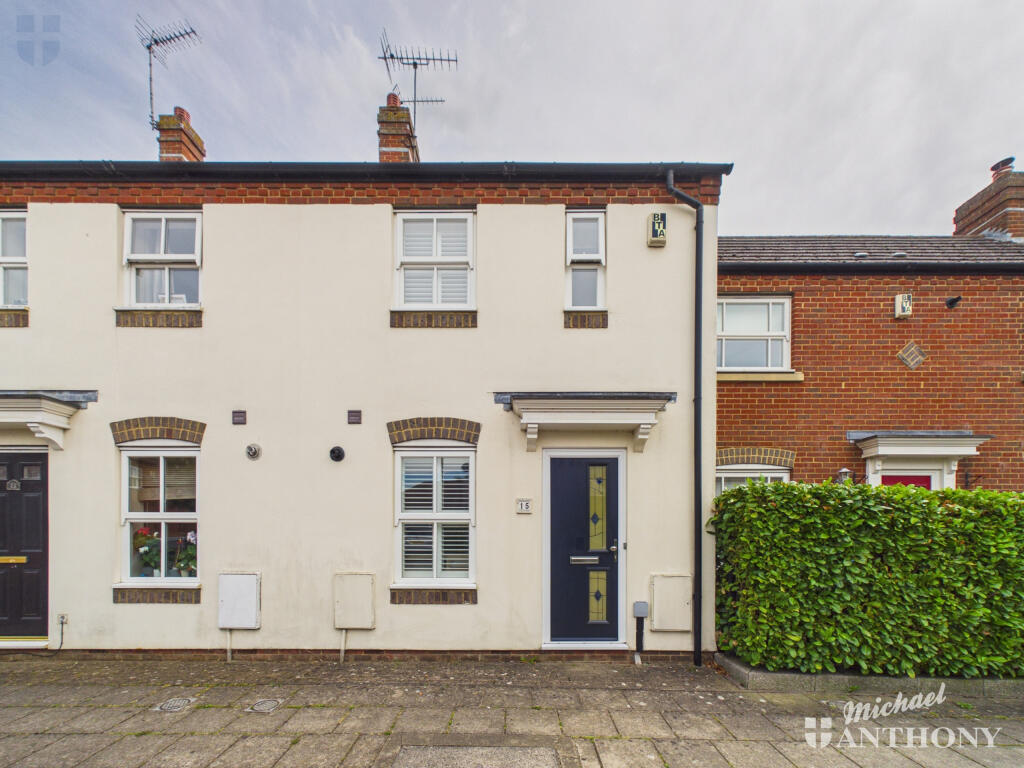 2-bed terraced on Mill Meadow, Fairford Leys, £290,000