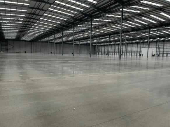 warehoue2.jpg