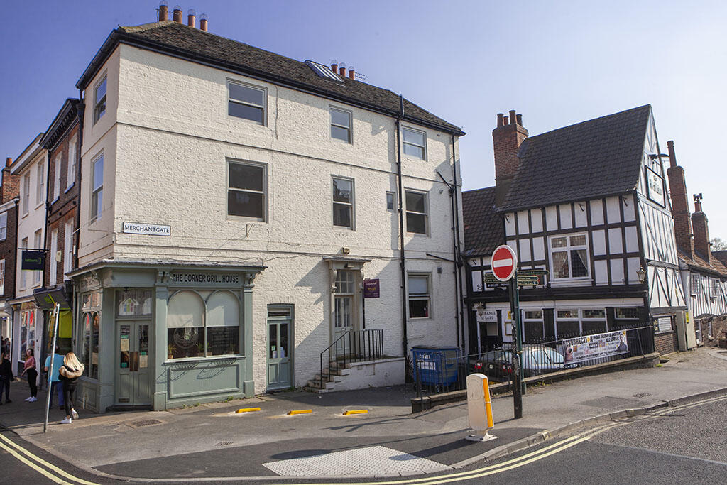 Main image of property: Walmgate, York, YO1