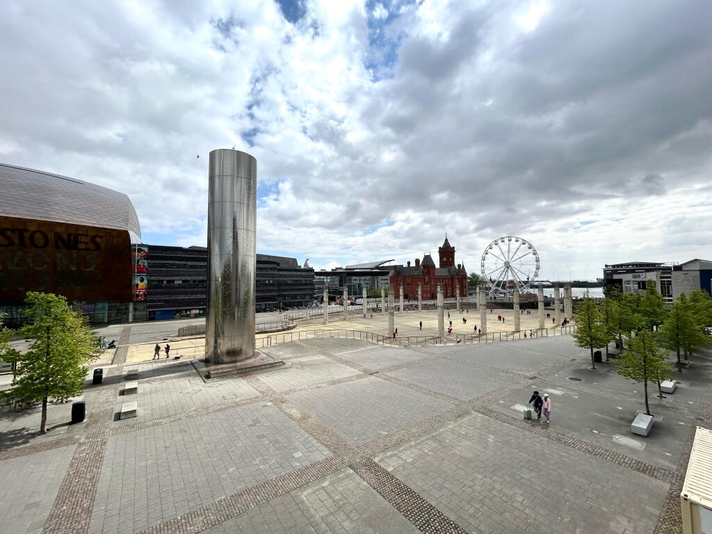 Main image of property: Quayside, Cardiff Bay
