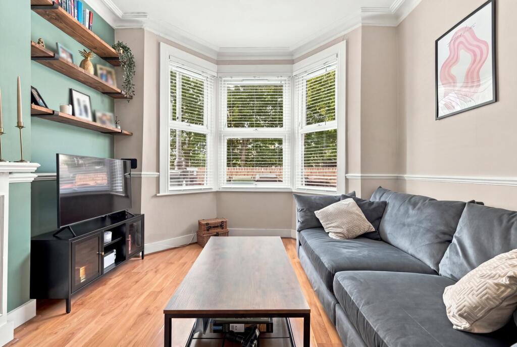 Apartment in London, Leyton - View 2