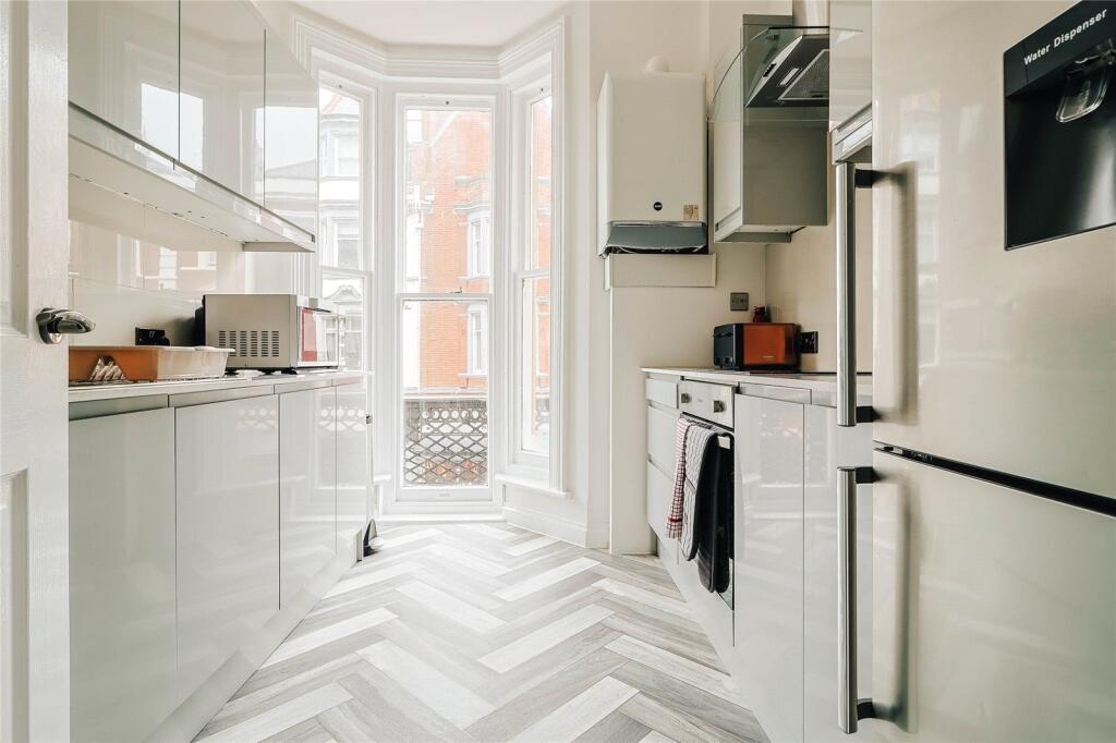 Main image of property: Dalkeith Steps, Bournemouth, BH1