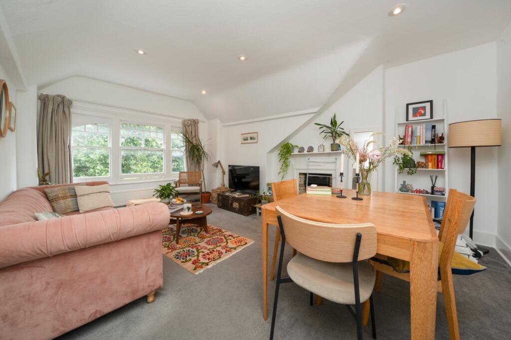 Main image of property: Jacksons Lane, Highgate, London, N6