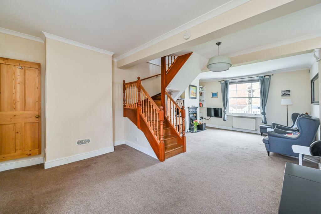 House in London - More