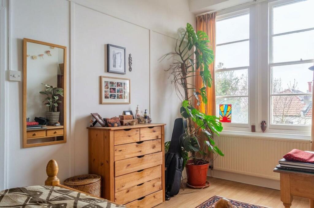 Apartment in Bristol, Tyndall's Park, Cotham - More