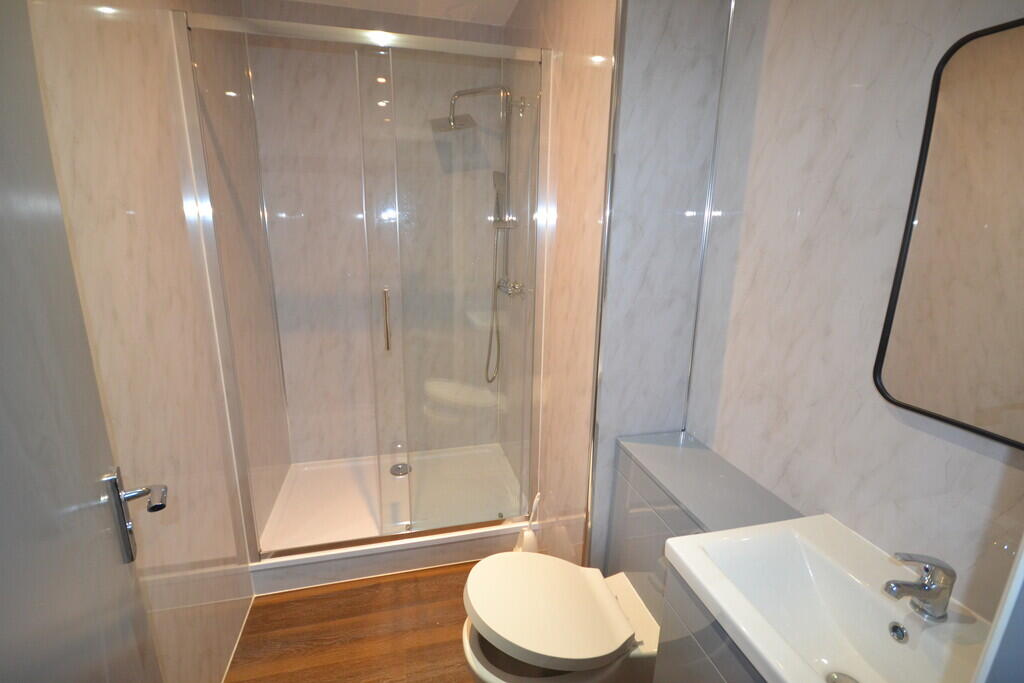 Apartment in Melton - View 5
