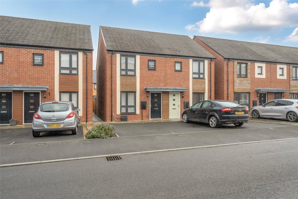 Main image of property: Opal Way, Bishops Cleeve, Cheltenham, Gloucestershire, GL52