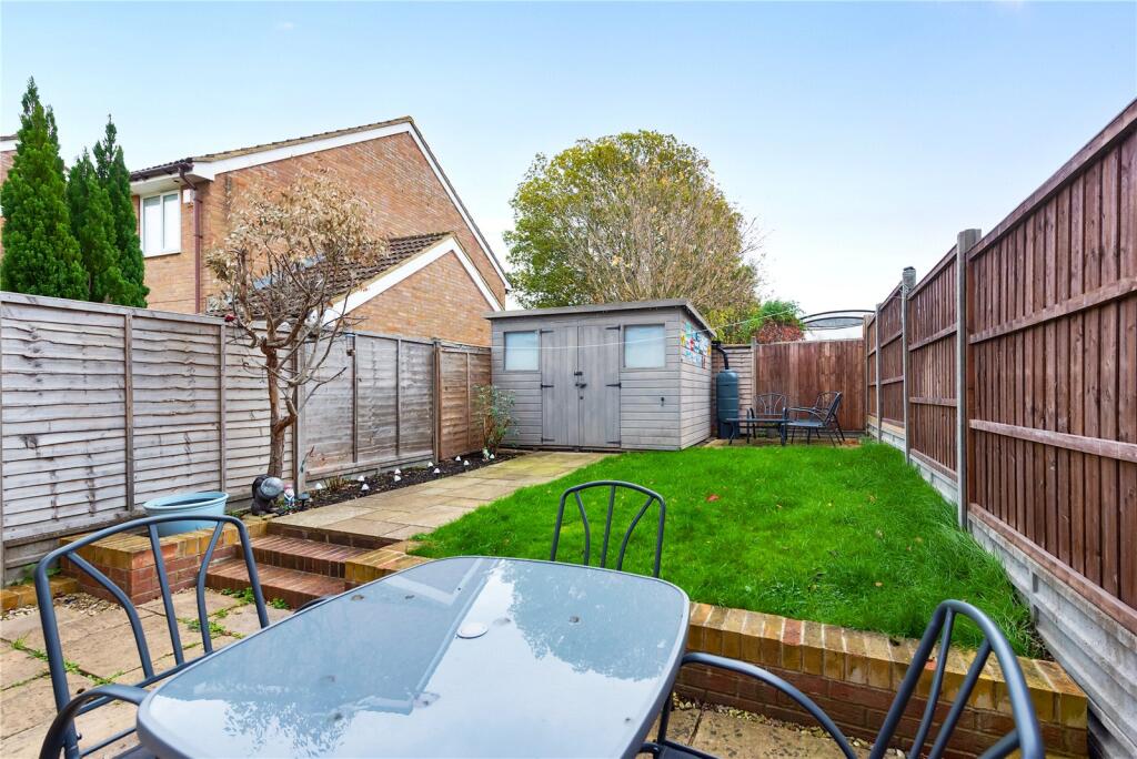 House in Hart, Zebon Copse, Crookham Village - More