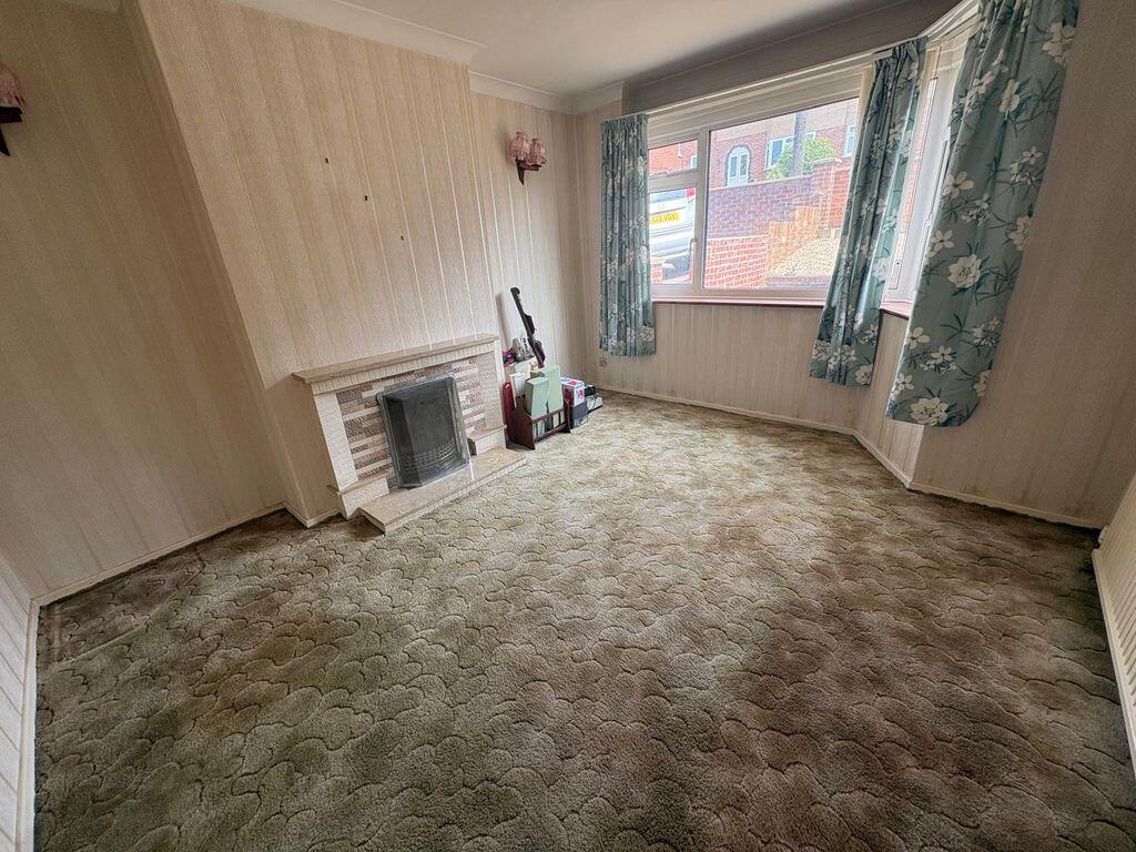 Woodside Avenue, Cinderford photo 3
