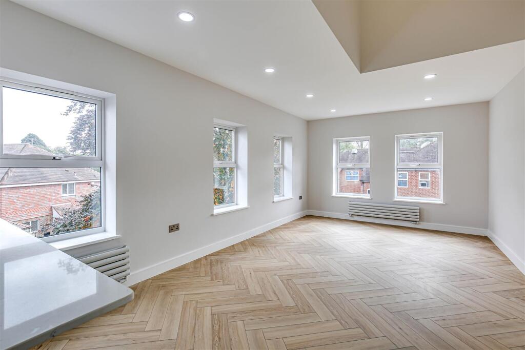 Apartment in Sevenoaks, Westerham - View 5