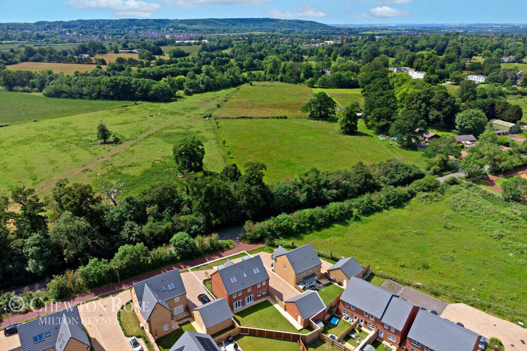 House in Milton Keynes, Eagle Farm, Wavendon - View 4
