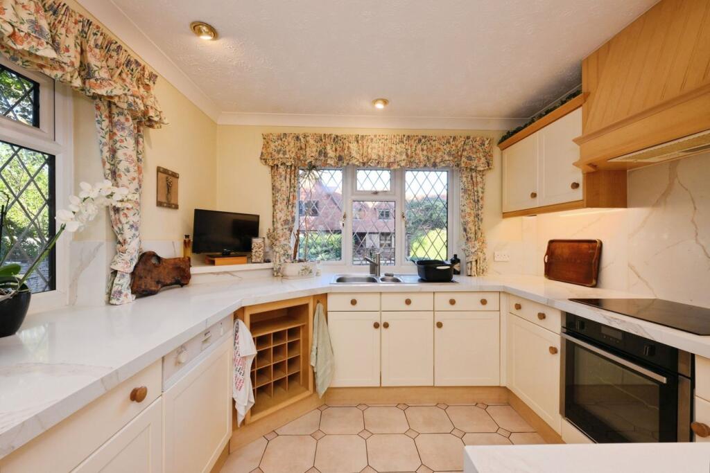 House in Stevenage - More