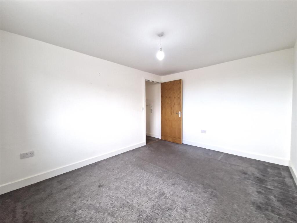 Additional image 4 of Victoria Road, Bradford