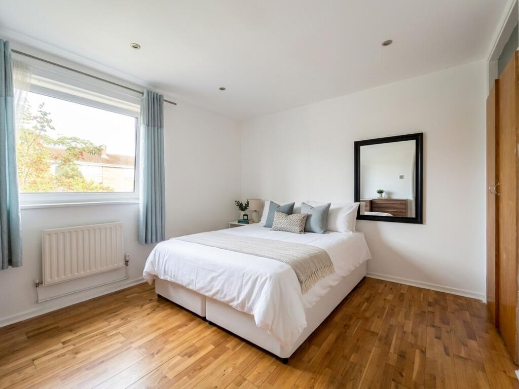 Apartment in London, Norley Neighbourhood, Roehampton - More