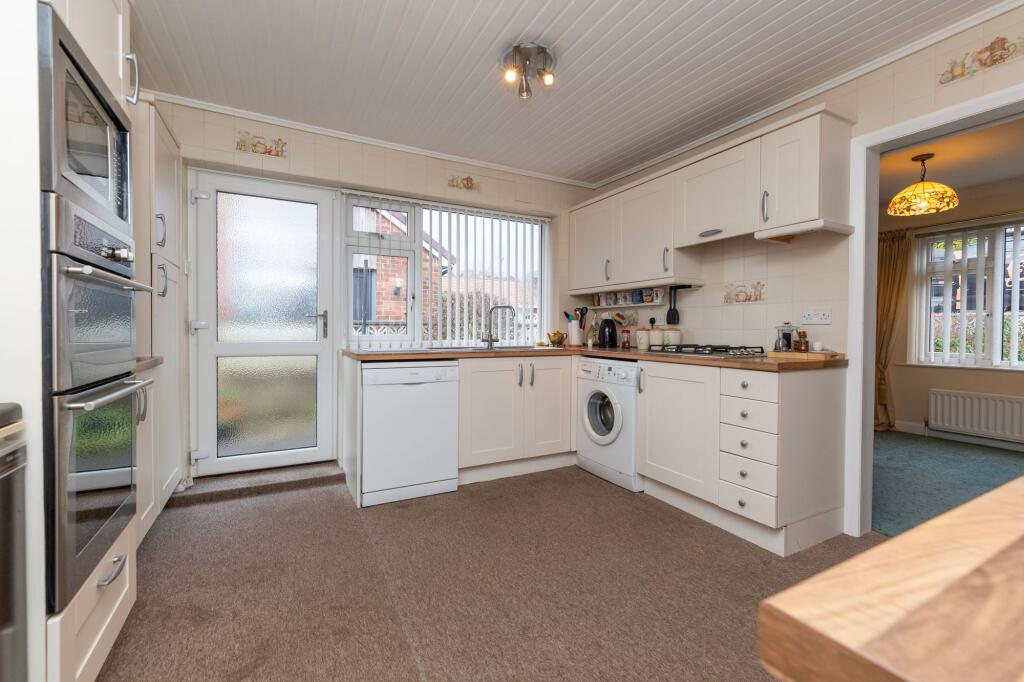 Smallhope Drive, Lanchester, DH7 photo 3