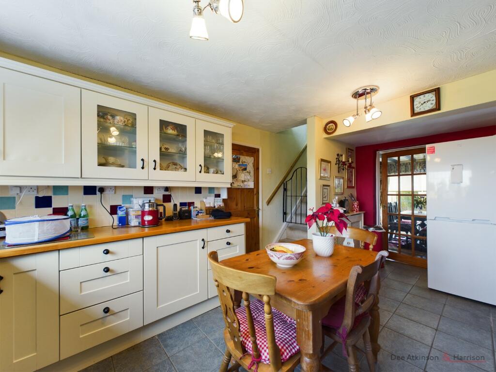 Corner Cottage, Gransmoor, YO25 8HX photo 3