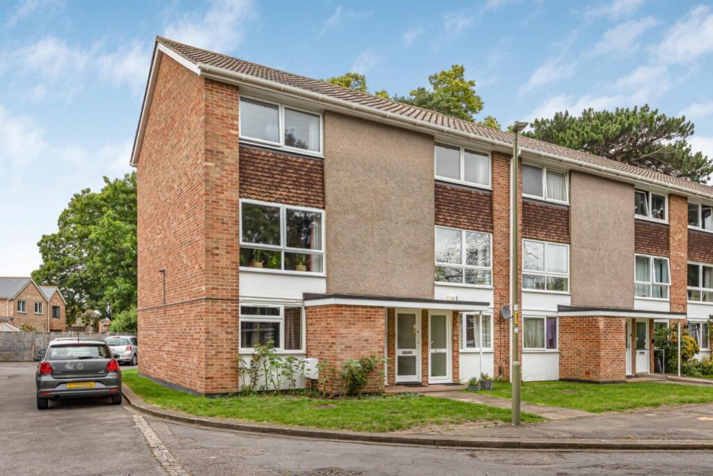 Main image of property: Wykeham Crescent, Cowley, Oxford, OX4
