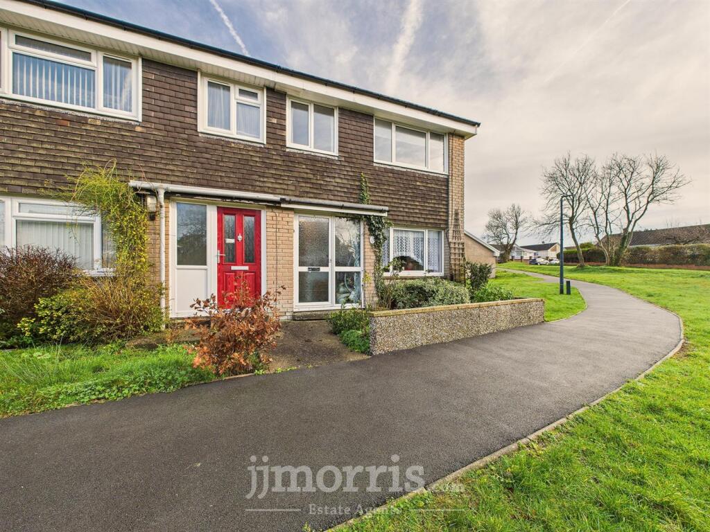 Main image of property: Felin Ban Estate, Cardigan