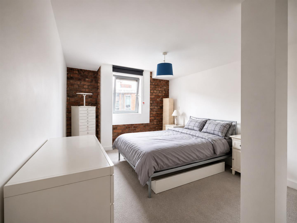 Apartment in Liverpool - View 5
