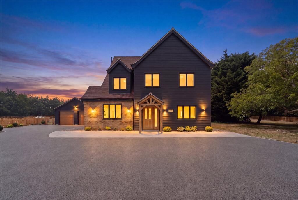 Main image of property: Fen Lane, North Ockendon, Upminster, RM14