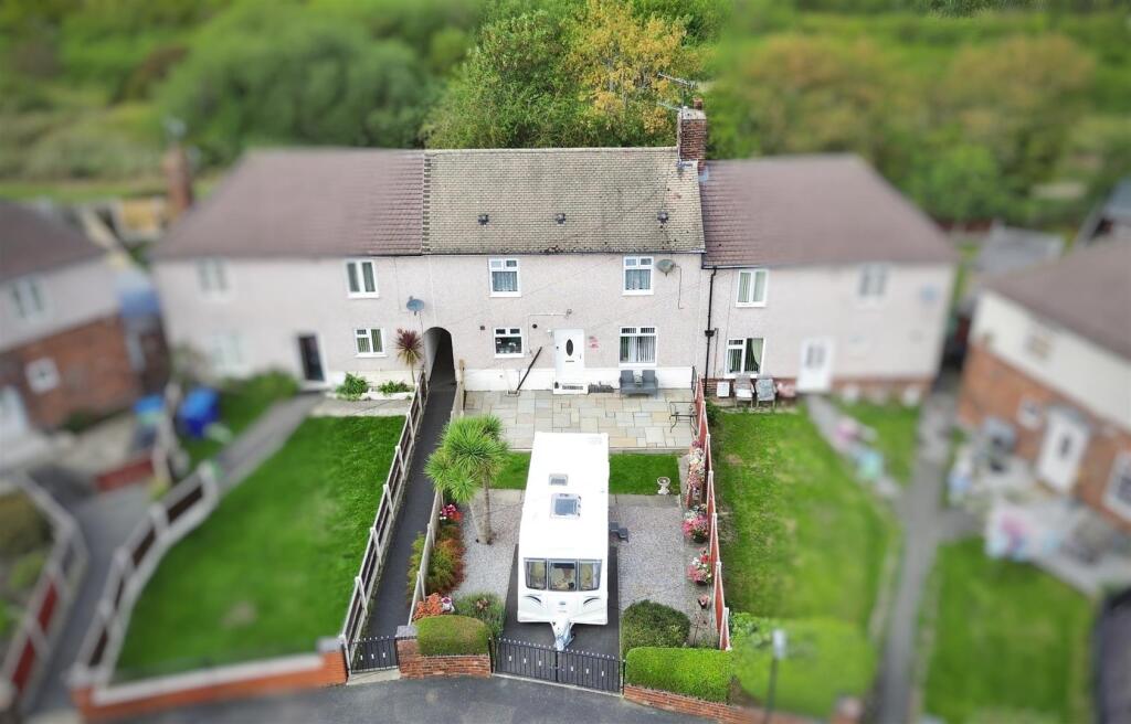 Main image of property: Poolsbrook View, Poolsbrook, Chesterfield