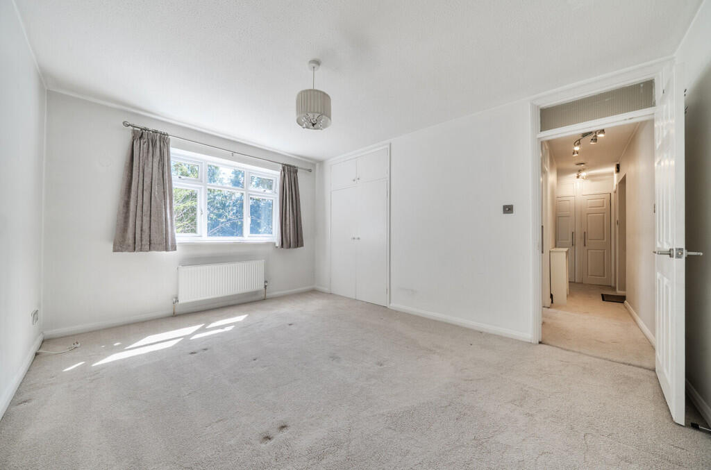 Apartment in Dartford - View 4