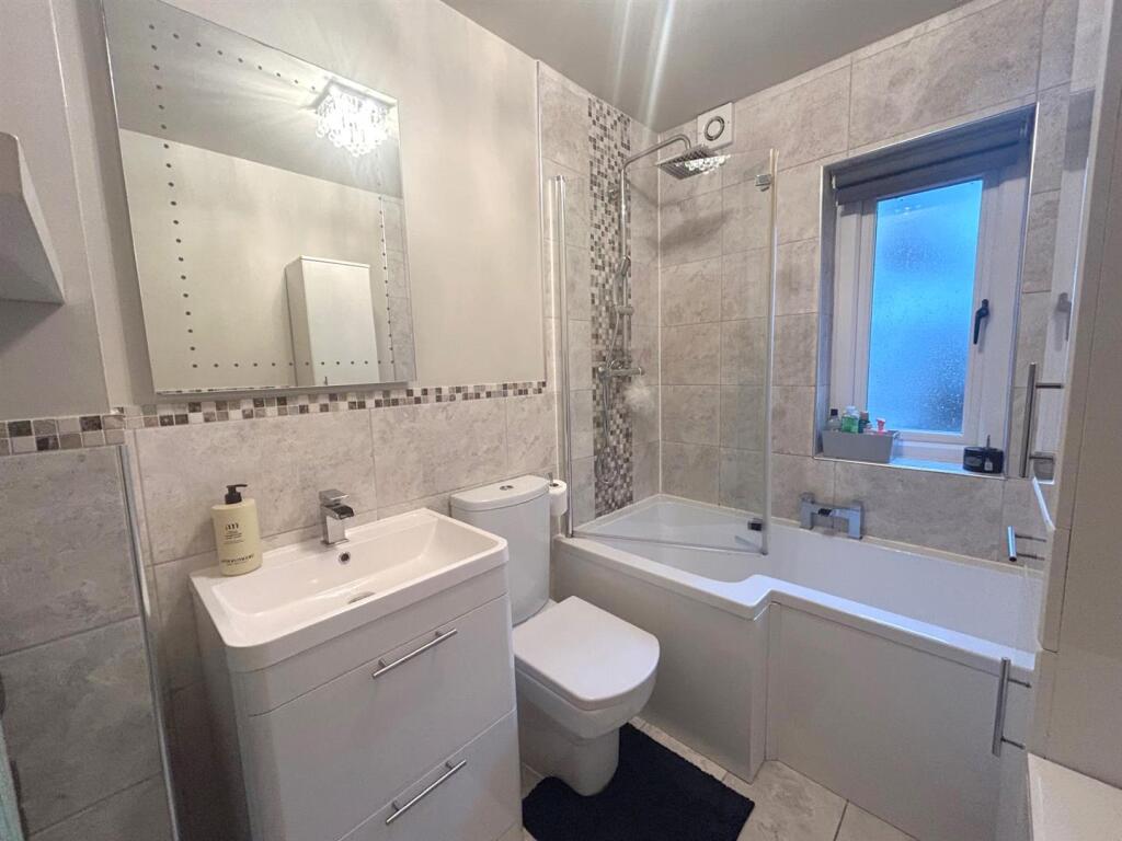 Wakefield Road, Sowerby Bridge - More