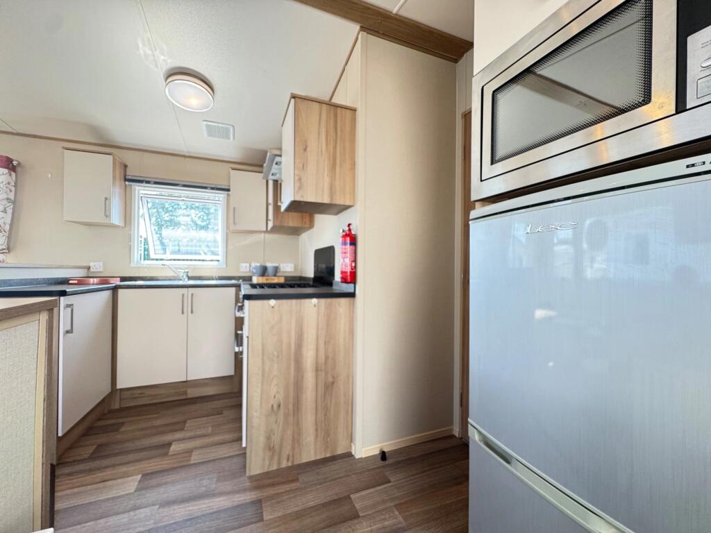 2016 ABI Oakley, Pevensey Bay Holiday Park, Pevensey Bay, Eastbourne, East Sussex, BN24 6DH - View 3